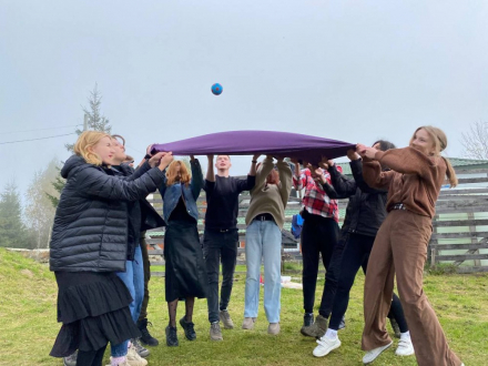 DJU Teenagers Akademie